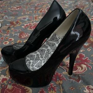 Bordello Teeze-06 Excellent used condition without box